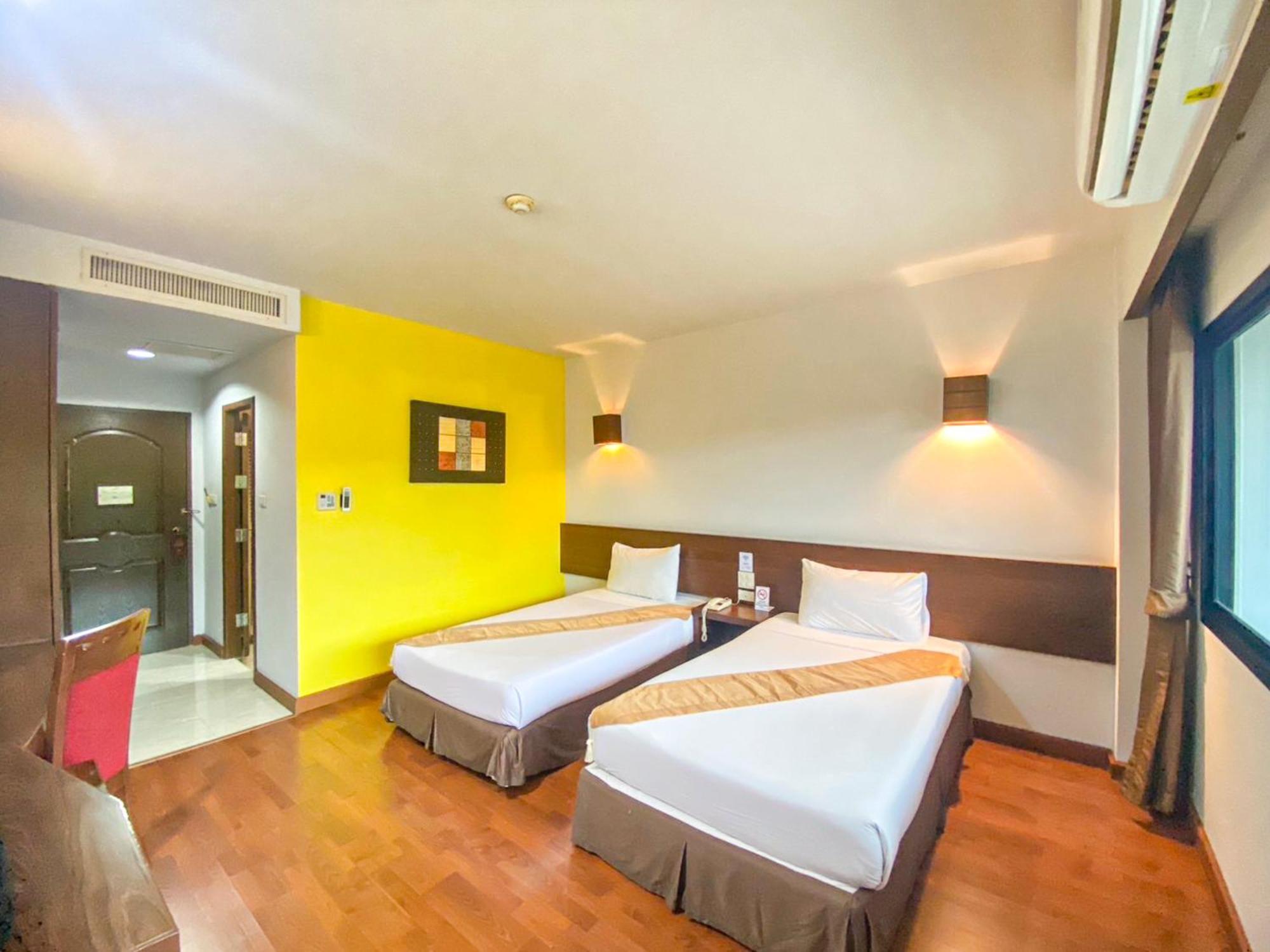 The Ligor City Hotel Nakhon Si Thammarat Bagian luar foto