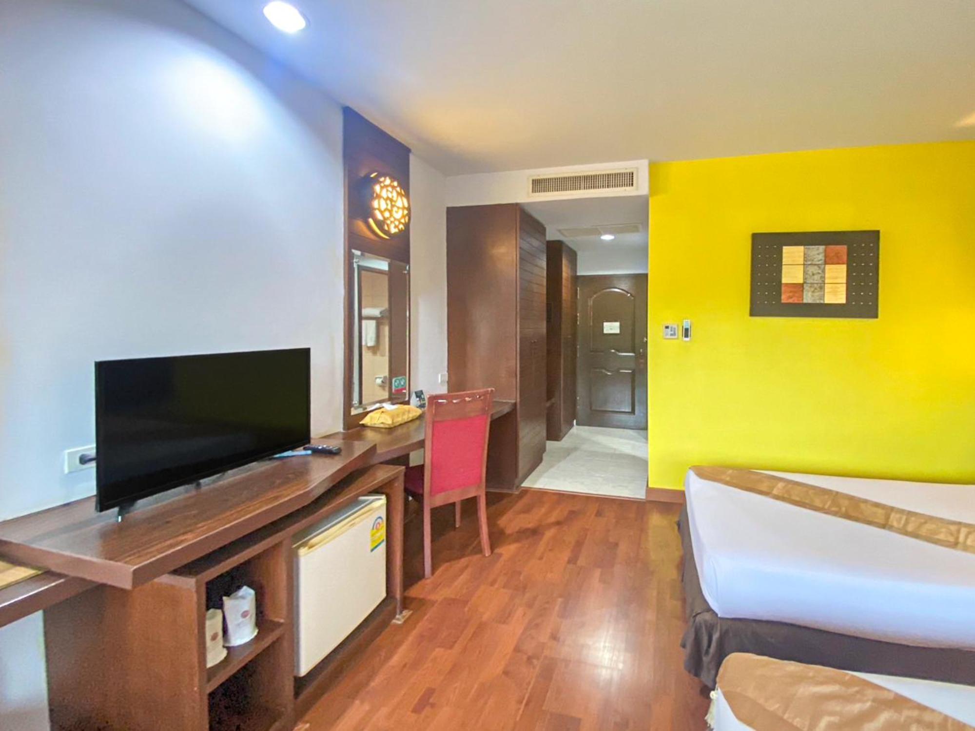 The Ligor City Hotel Nakhon Si Thammarat Bagian luar foto
